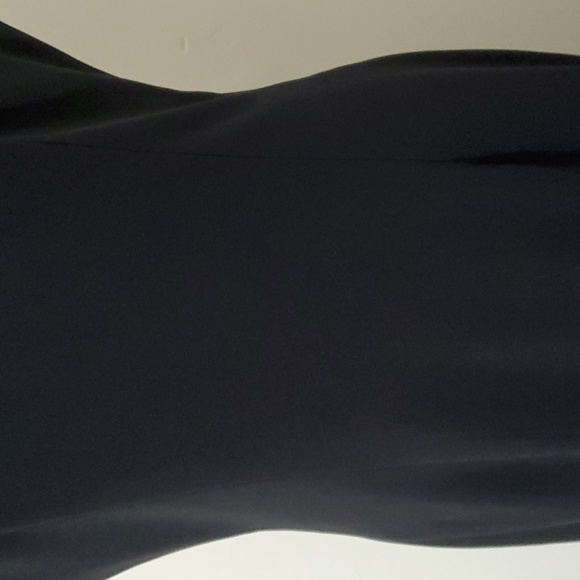 Kasper LBD with flared shoulders - Picture 4 of 9